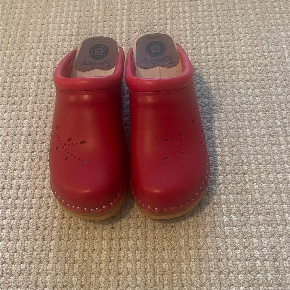Women's Red Leather Clogs with Swedish Design Detail